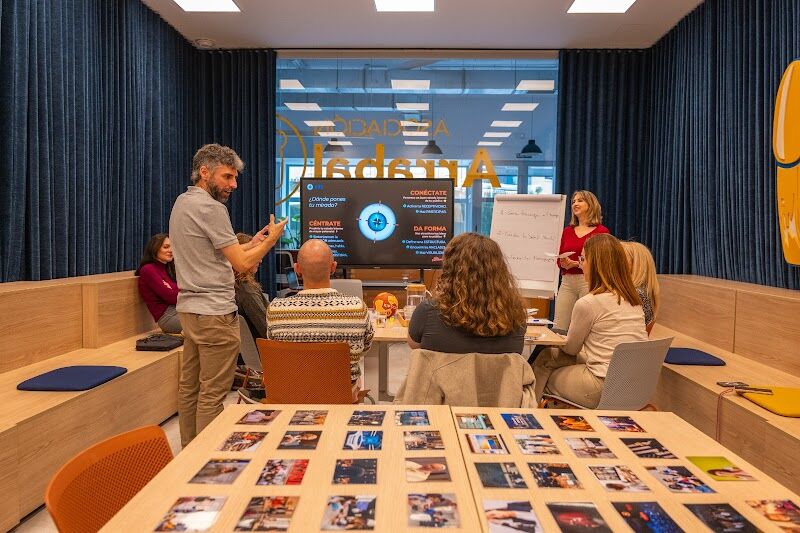 Imagen de Coach en Comunicación y Oratoria Ale Sandino