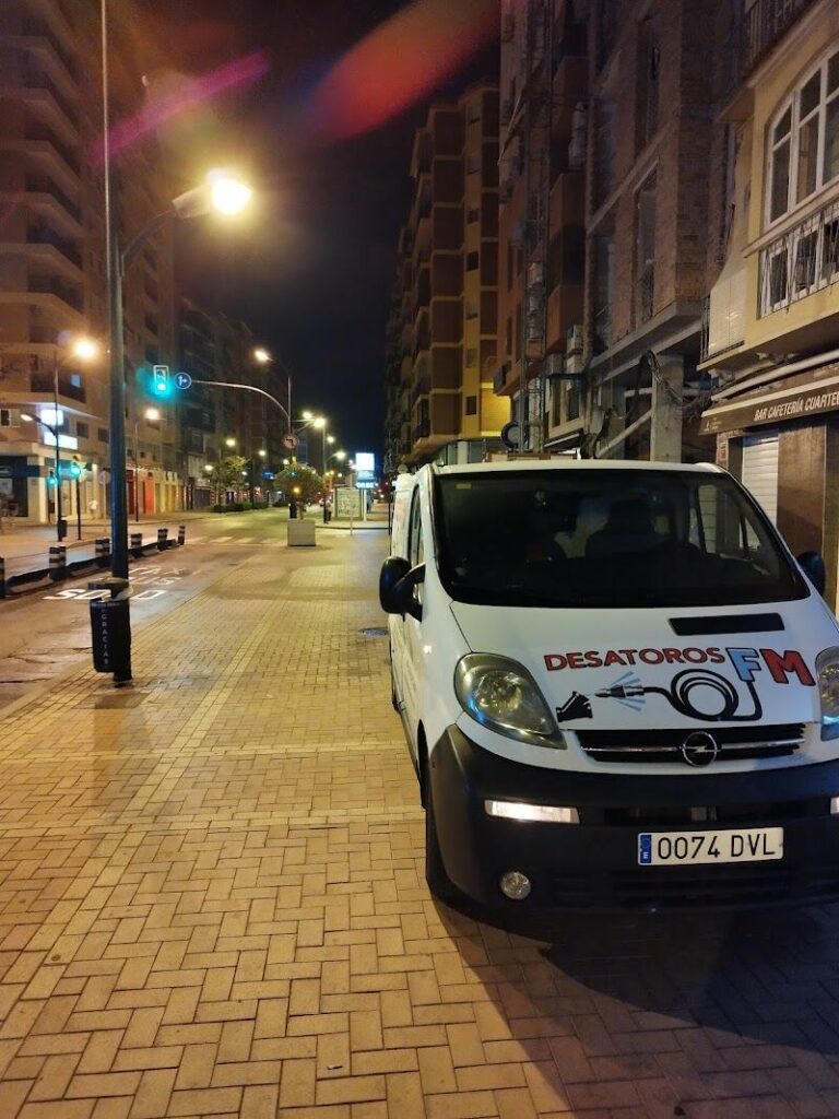 Imagen de Desatoros Fm