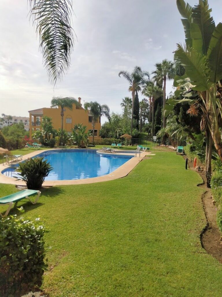 Imagen de Cra Jardinería y Mantenimiento