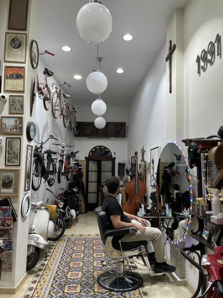 Imagen de Peluquería Corte 17