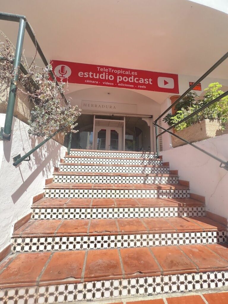 Imagen de Estudio Podcast Teletropical