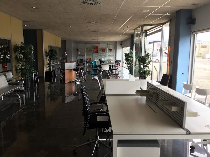 Imagen de Ofitécnica Oficina Técnica S.l.u – Muebles de Oficina – Sillería – Mamparas – Tabique Móvil – Accesorios