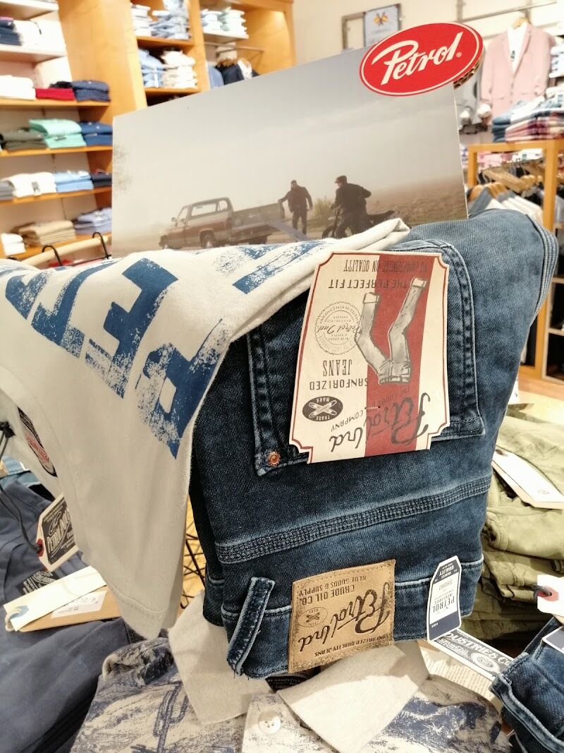 Imagen de negocio en Ropa de hombre en Provincia de Huesca