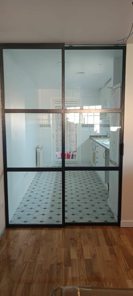 Imagen de Cb Estructuras*carpintería Metalica en Coslada (madrid)