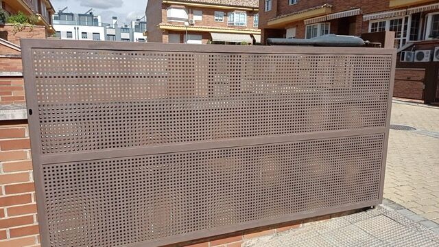 Imagen de Reparación Puertas Automáticas Majadahonda