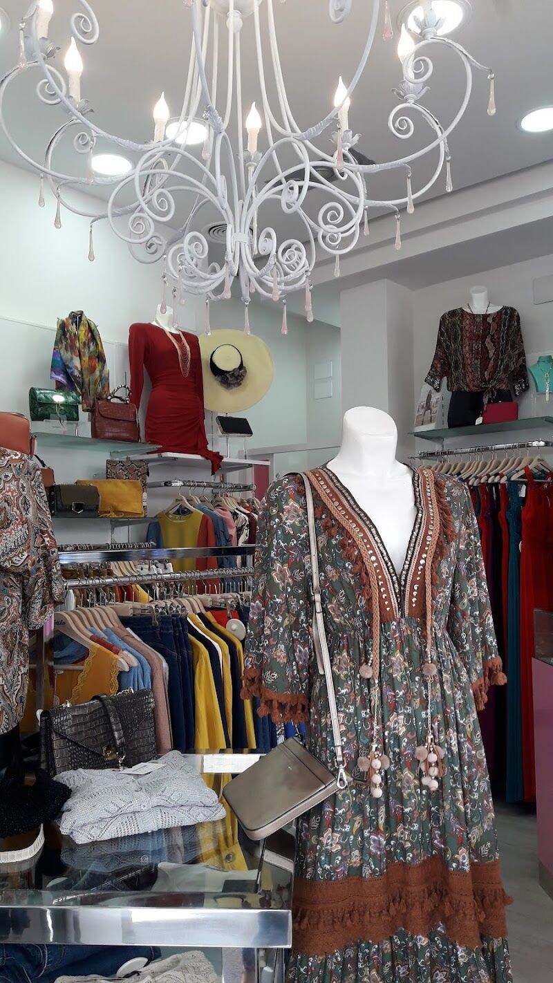 Imagen de negocio en Moda y complementos en Los Palacios y Villafranca