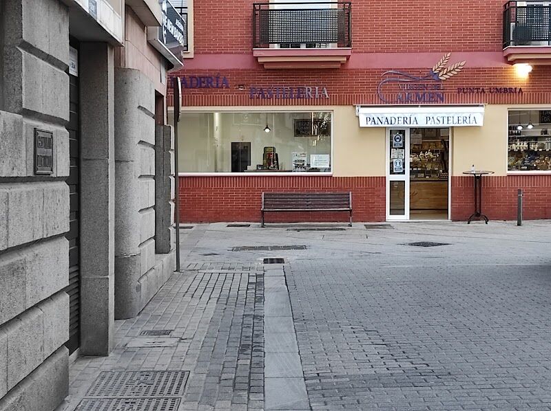 Imagen de Panaderia-pasteleria Virgen del Carmen