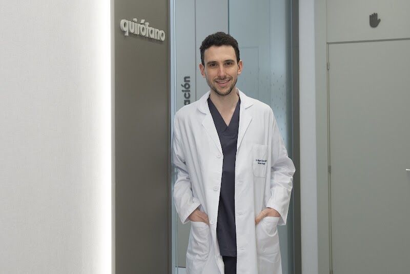 Imagen de Dr. Miguel García Gil – Dermatólogo Zaragoza