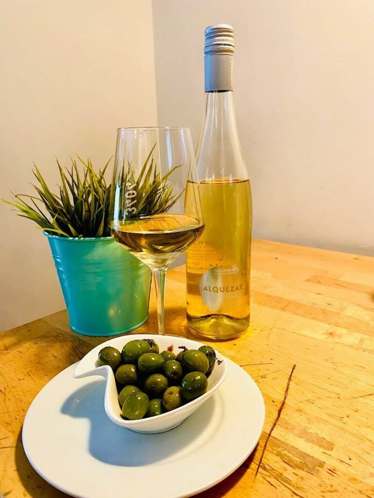 Imagen de Mola Cafe Cocktails & Food