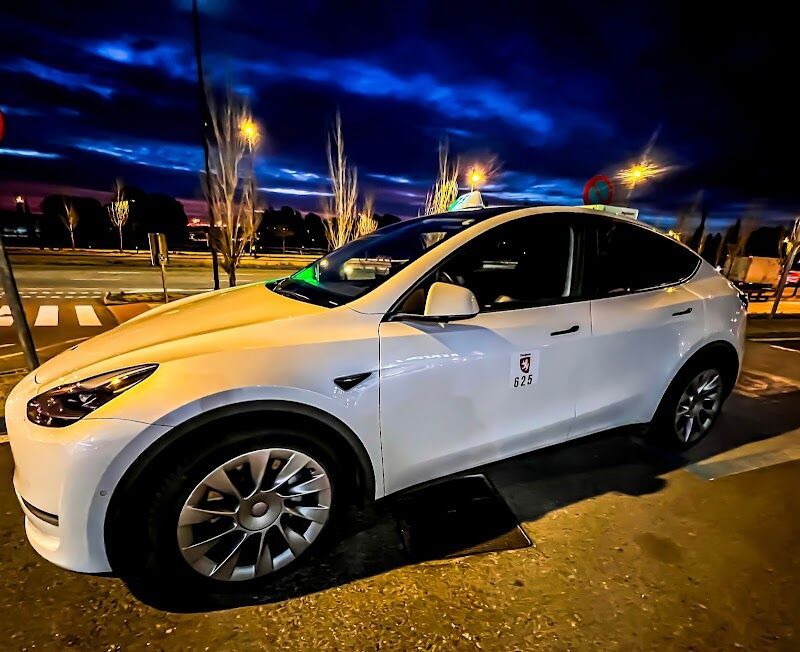 Imagen de Taxi Aragon – Zaragoza y Viajes Nacionales