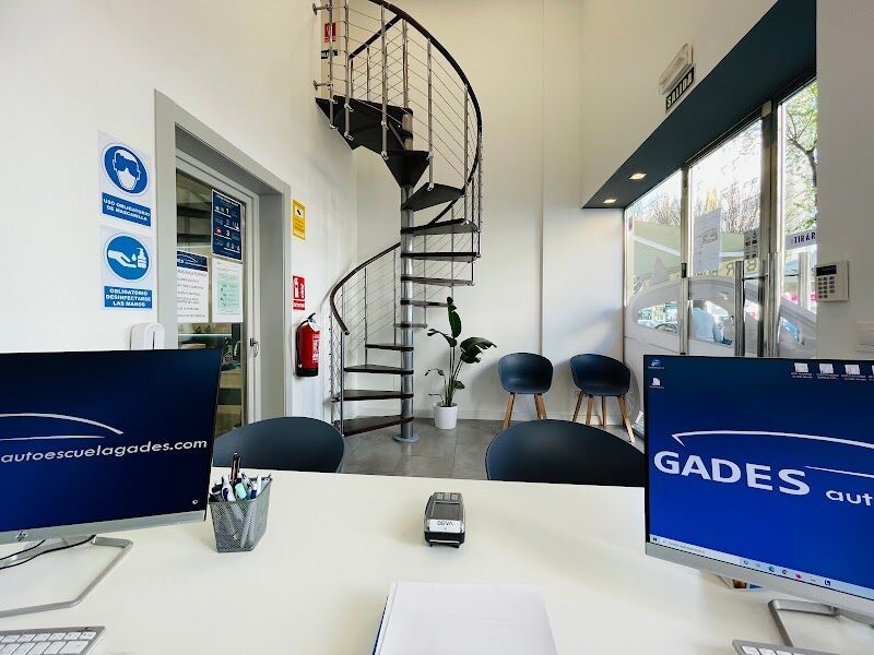 Imagen de Autoescuela Gades