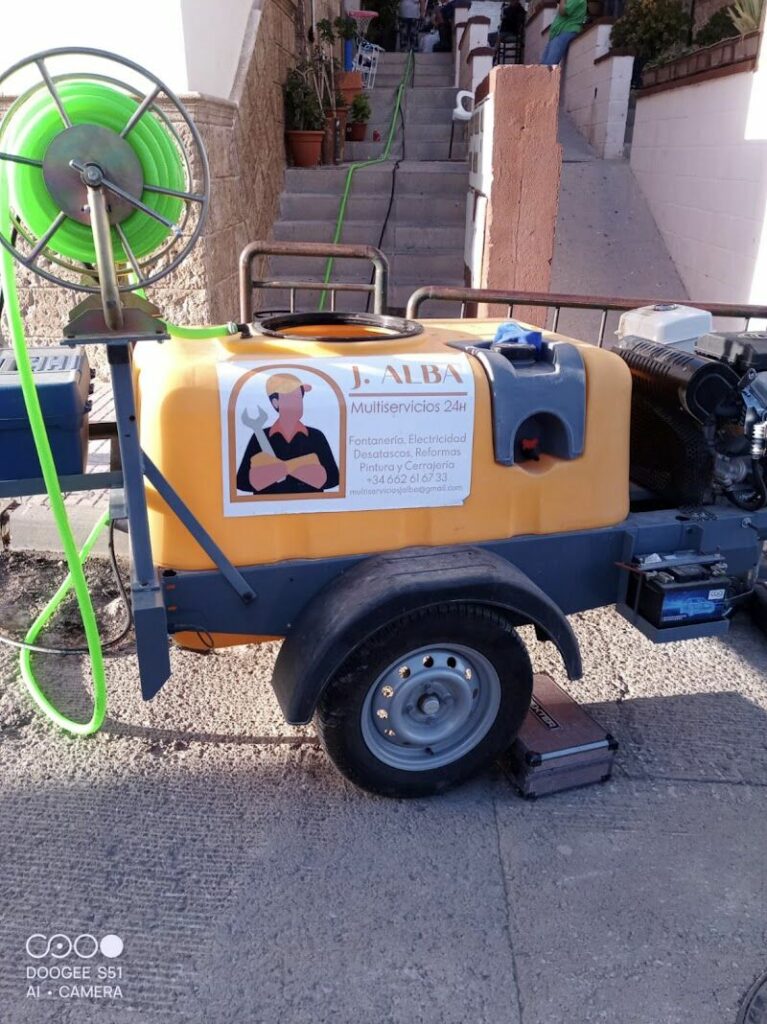 Imagen de Desatascos y Fontanería | Multiservicios Jorge Alba