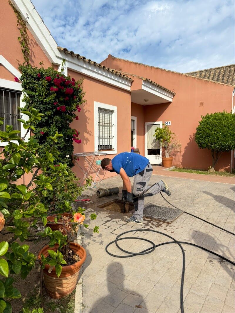 Imagen de negocio en Servicio de desatasco en Chiclana de la Frontera