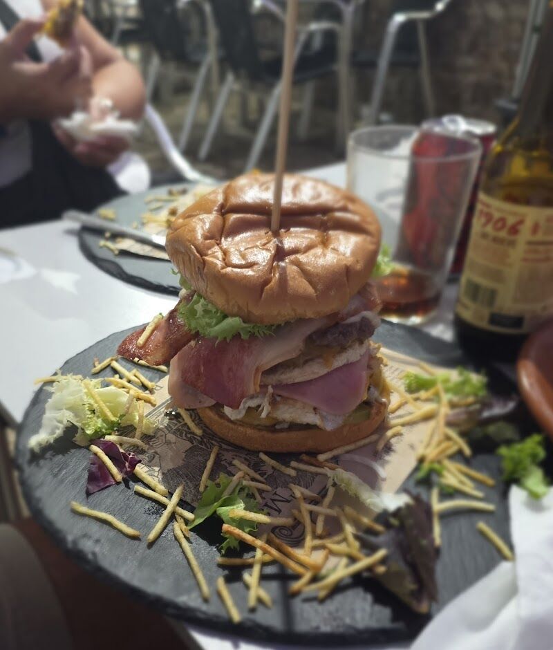 Imagen de Hamburguesería la Taberna