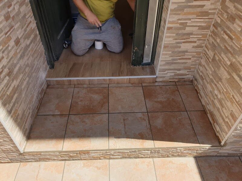 Imagen de negocio en Servicios de albañilería en Provincia de Huelva
