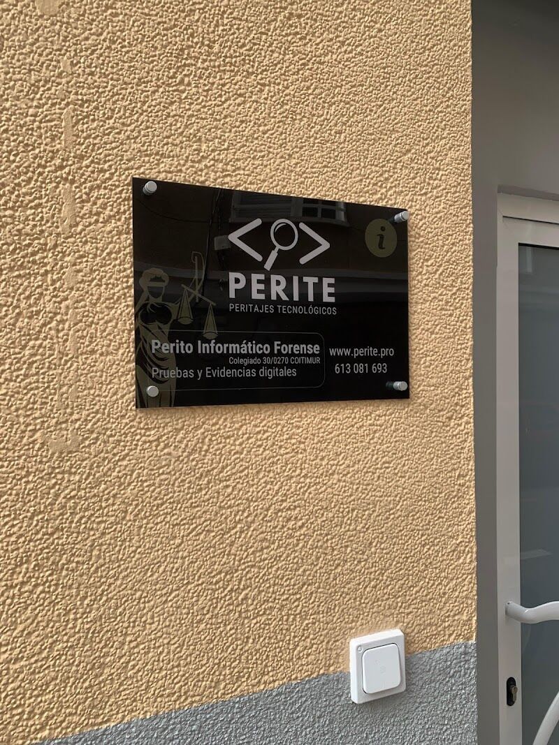 Imagen de negocio en Recuperación de datos en Murcia