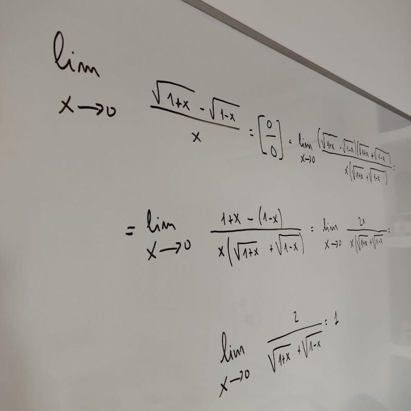 Imagen de Academia de Repaso Par2