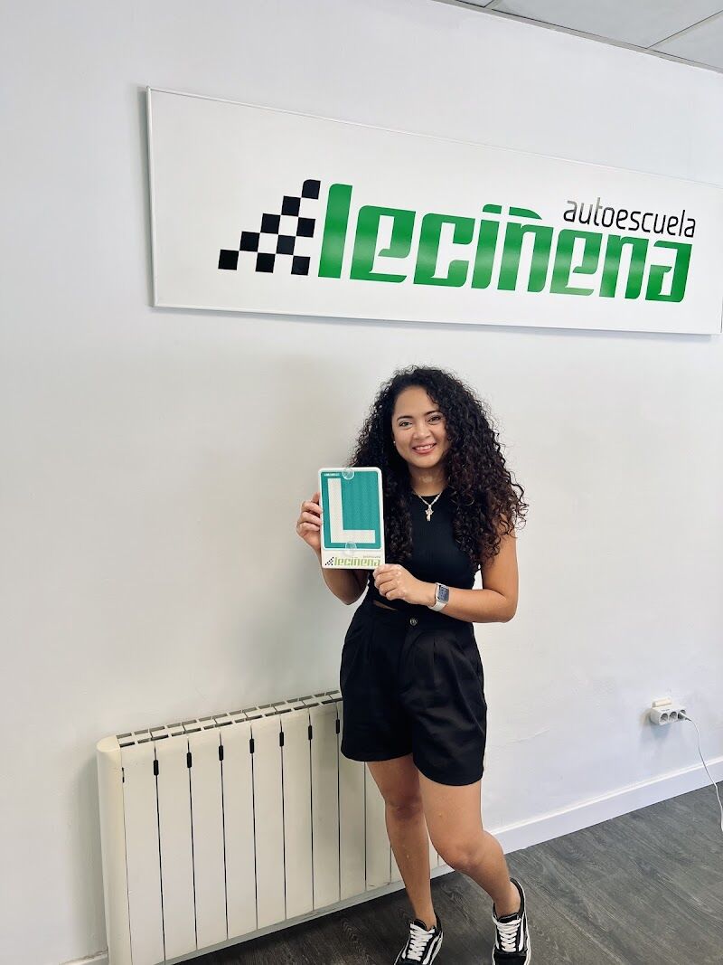 Imagen de negocio en Autoescuela en Zaragoza
