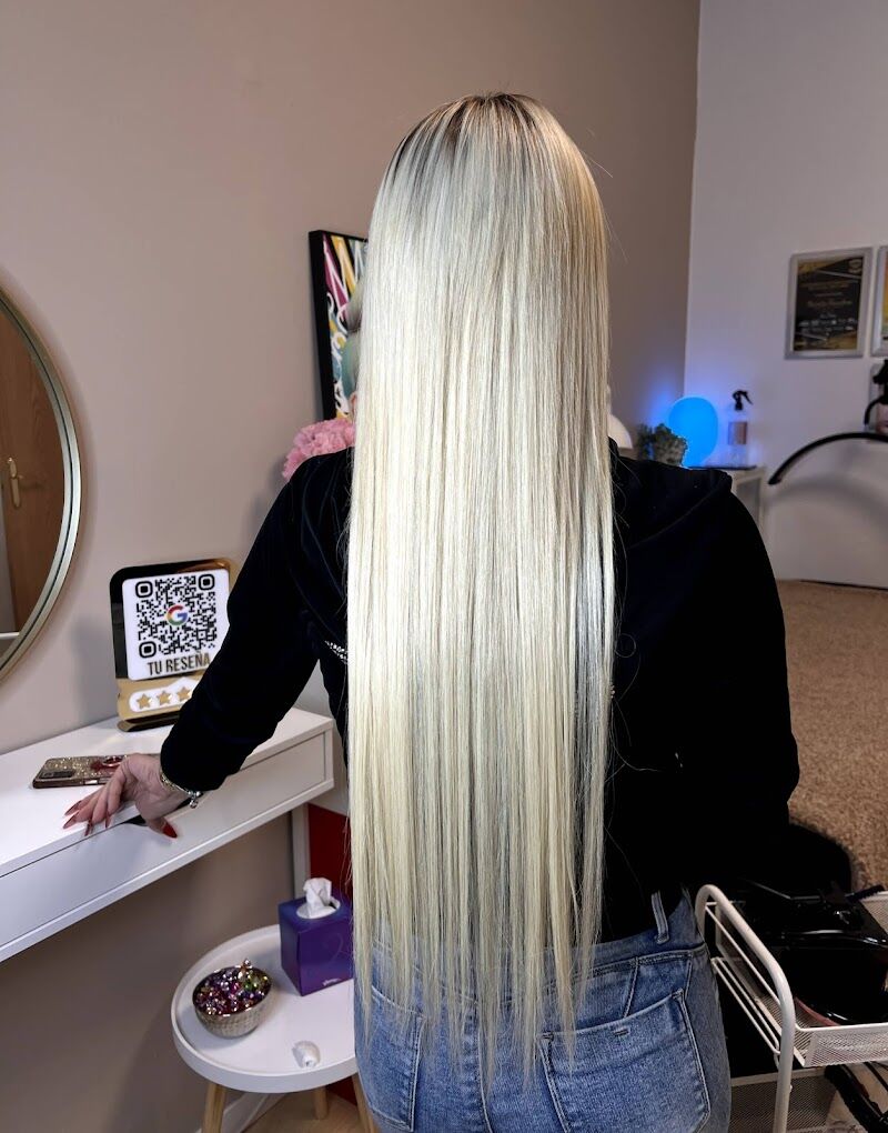 Imagen de Infinity Glamour | Extensiones de Pestañas | Micropigmentación | Cursos | Limpieza Facial