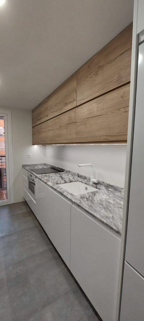 Imagen de Alla Equipamientos de Cocina y Baños S.l.