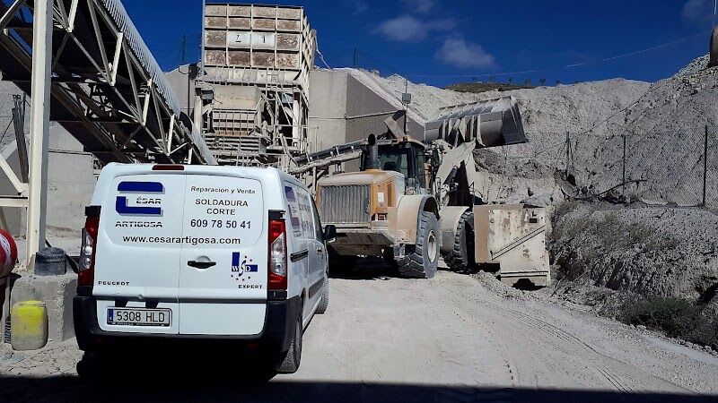 Imagen de negocio en Reparación industrial en La Puebla de Alfindén