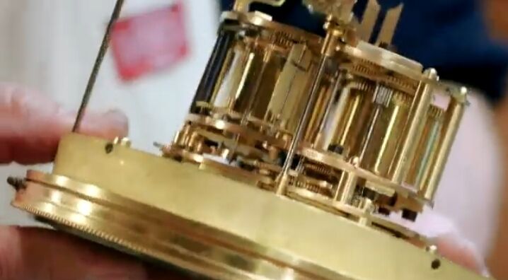 Imagen de Fornisa: Restauración de Relojes Antiguos