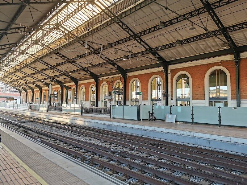 Imagen de Estación de Trenes de Valladolid-campo Grande (adif)