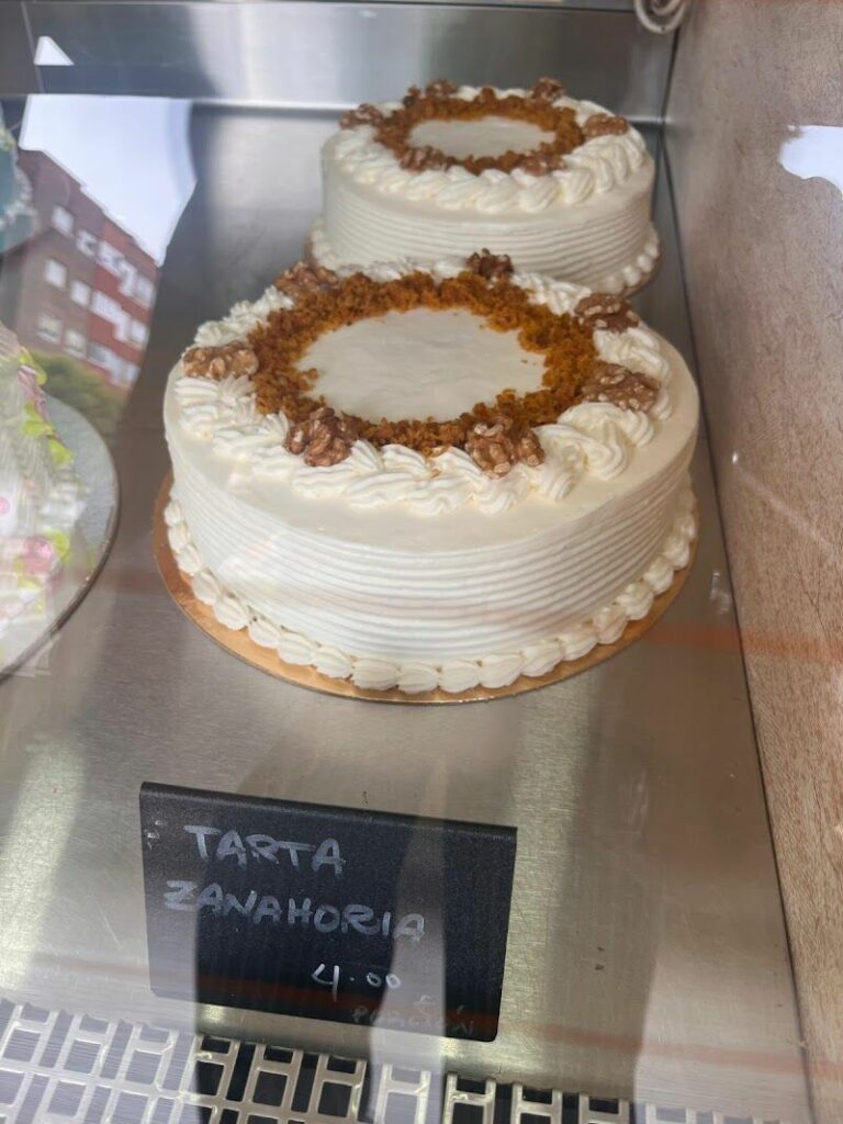 Imagen de De Tartas y Rollos By Llamas Bakery