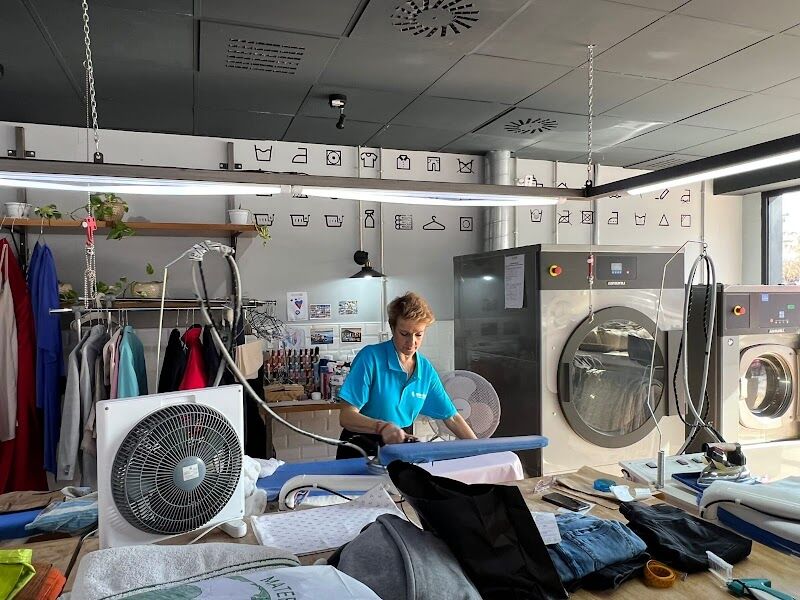 Imagen de Attentto | Servicios de Limpieza y Cuidado de Mayores a Domicilio