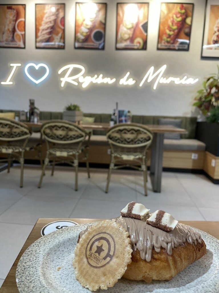 Imagen de Detroit Santa Teresa «más Que Desayunos»