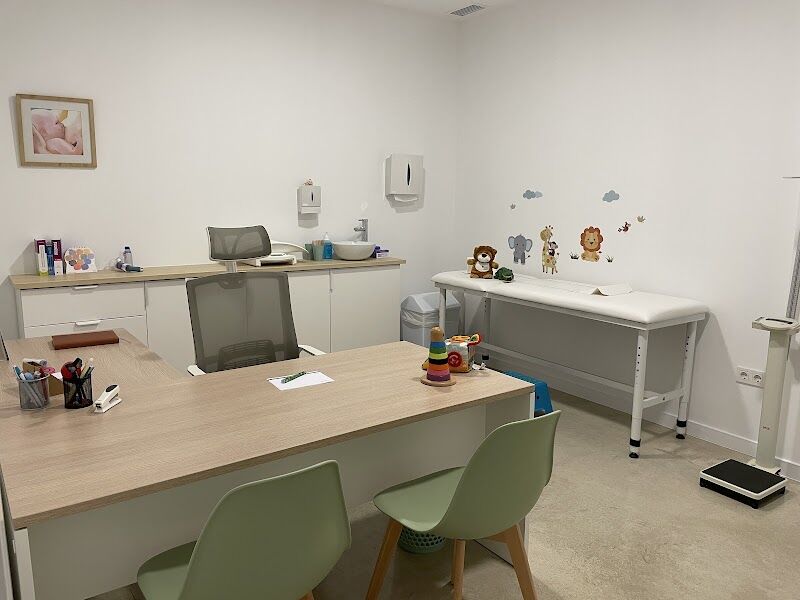 Imagen de Dr. Antonio Jesús Castellanos Alcarria, Pediatra