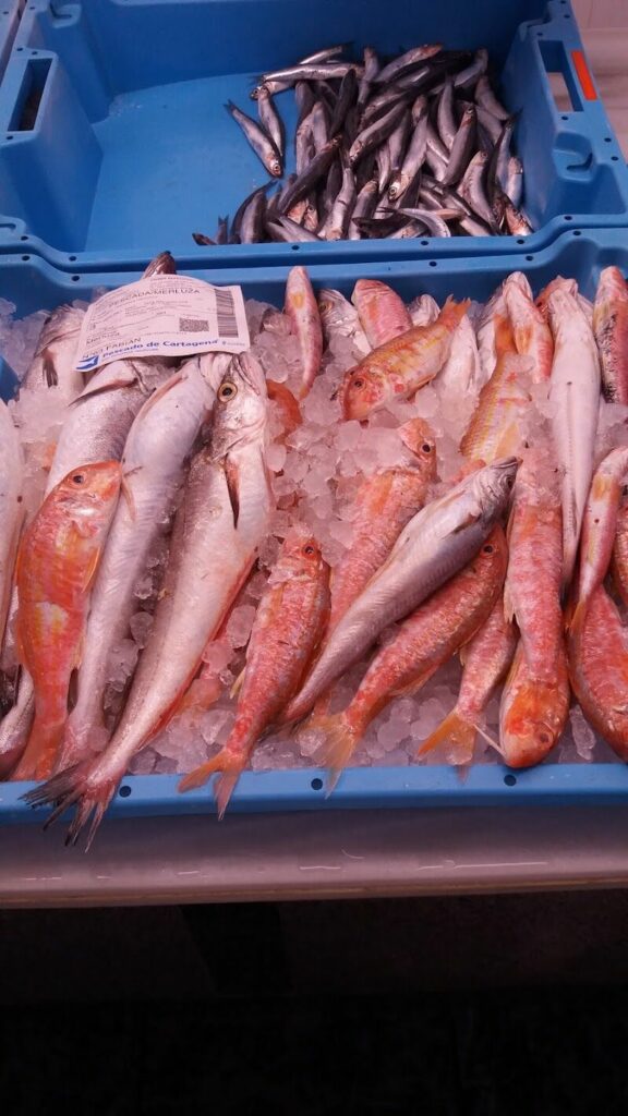 Imagen de Pescaderia Robles (pescados Hermanos García)