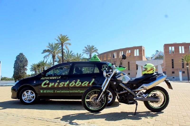 Imagen de Autoescuela Cristóbal