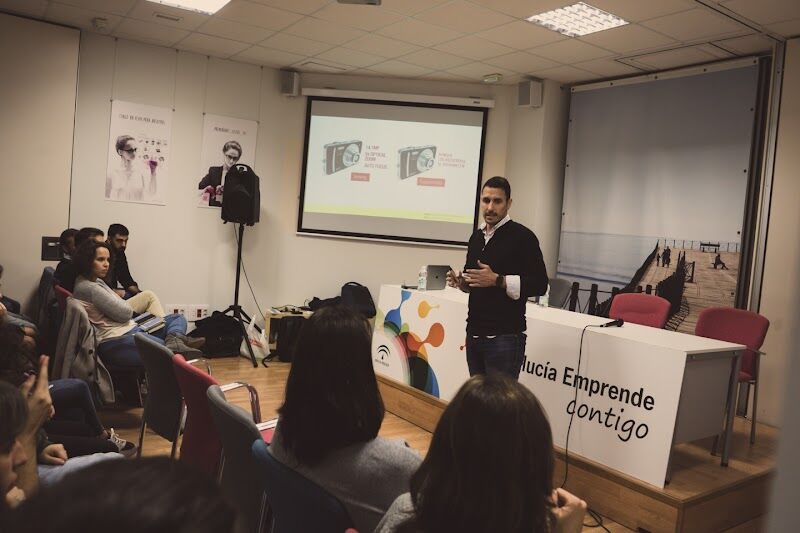 Imagen de Agencia Diseño Web Huelva | Jonathan Vélez