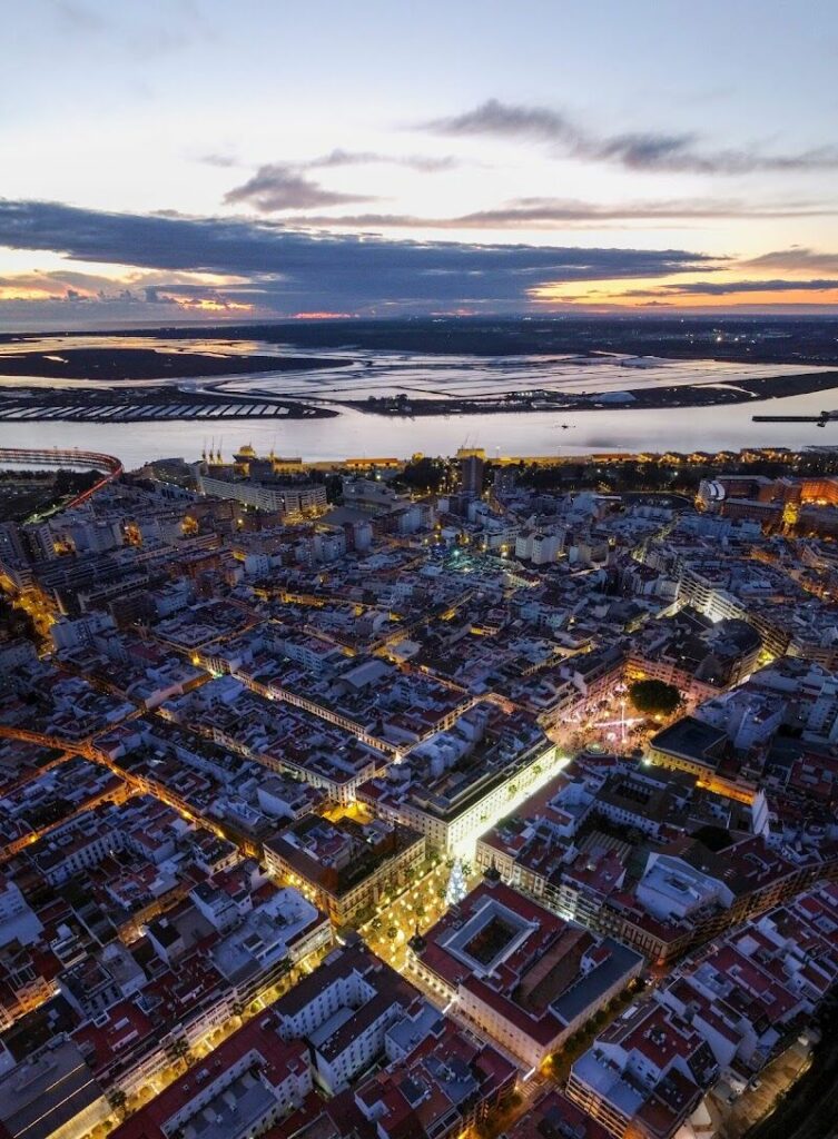 Imagen de Drone Huelva. Fotografía y Trabajos Aéreos.