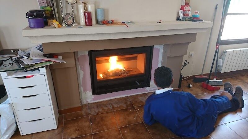 Imagen de Montija Decoracion – Chimeneas en Huelva