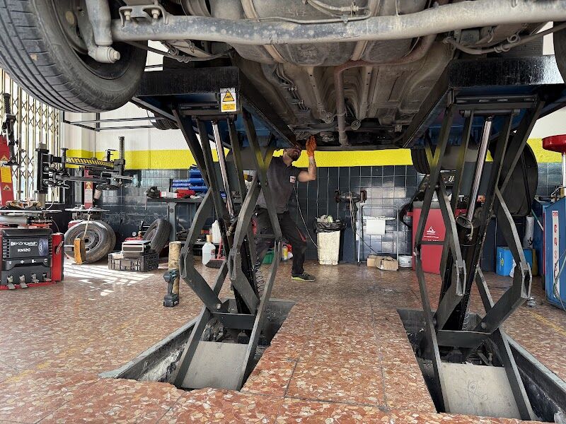 Imagen de negocio en Venta e instalación de neumáticos en Huelva