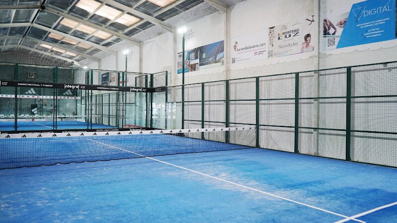 Imagen de Ax Padel Indoor Barbastro