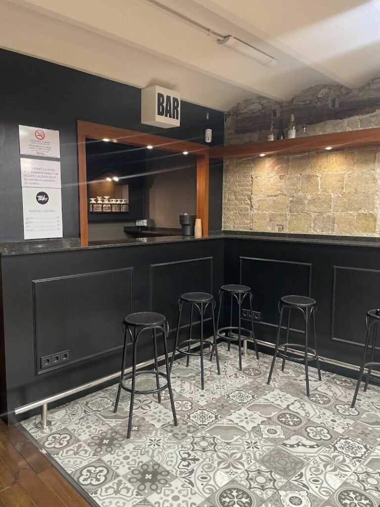 Imagen de Germis Barber