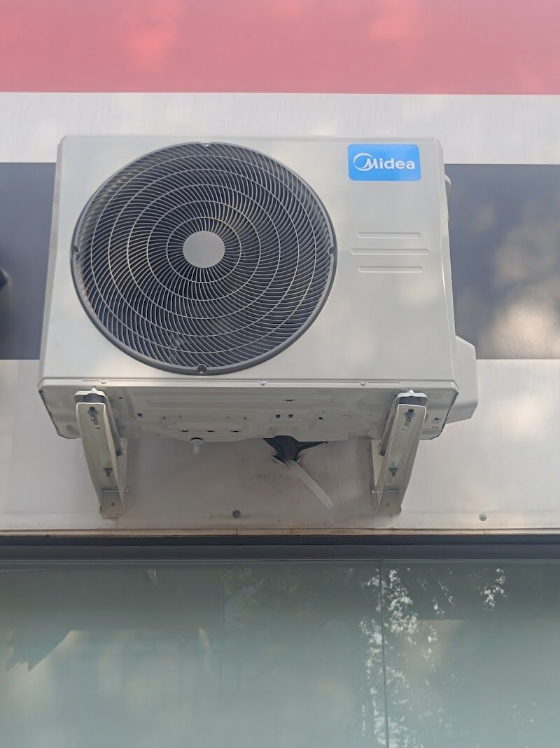 Imagen de negocio en Instalación y mantenimiento de aire acondicionado en Comunidad de Madrid