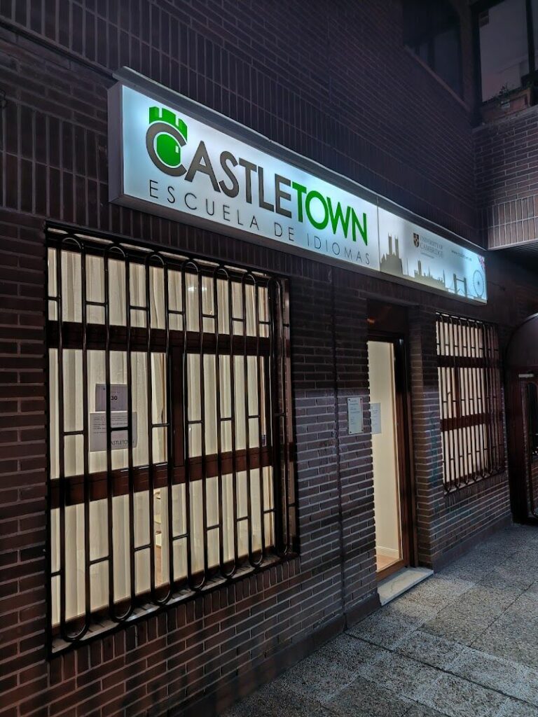 Imagen de Castletown Idiomas