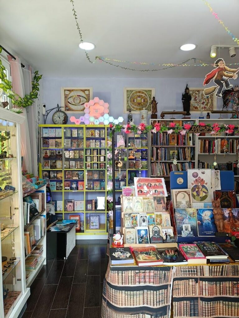 Imagen de Librería & Tienda Esotérica el Almazen del Alquimista