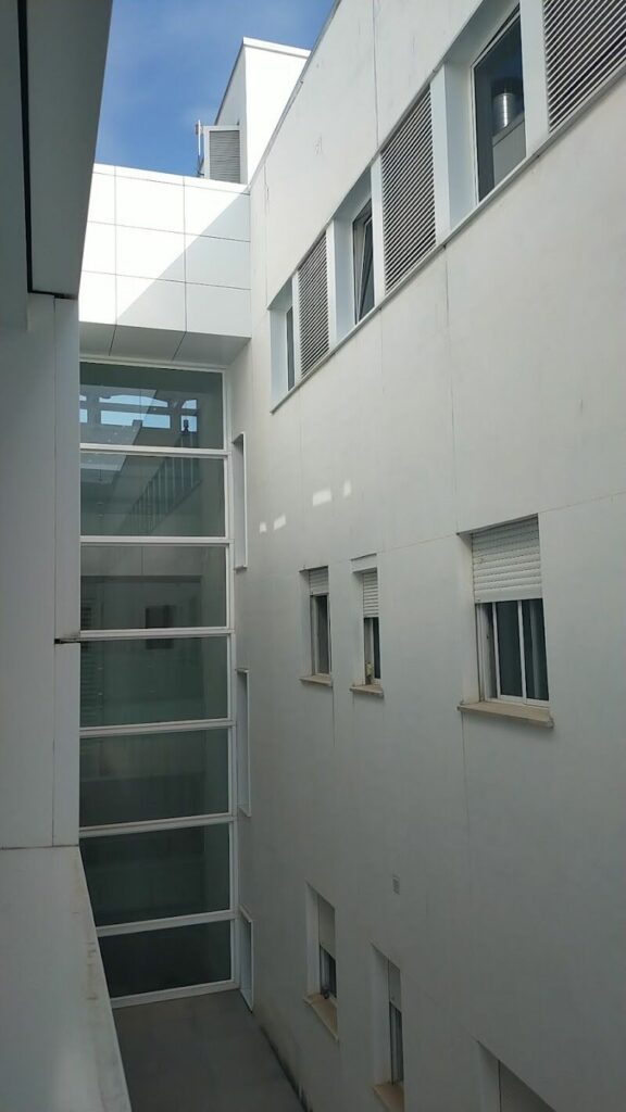 Imagen de Centro Médico Quirónsalud Condes de Bustillo