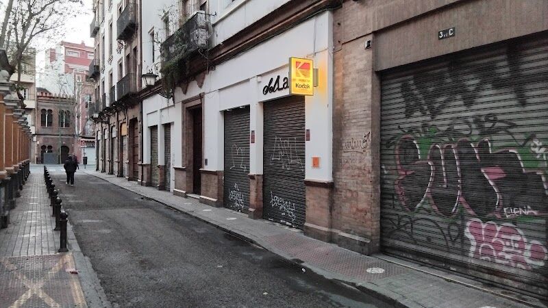 Imagen de Sol Lab – Laboratorio Analógico