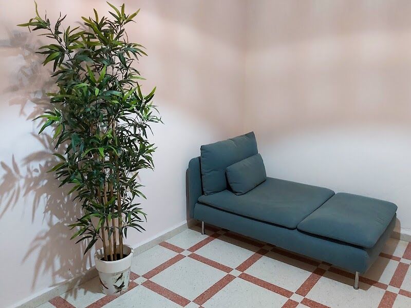 Imagen de Mente y Esencia – Psicología E Hipnosis Clínica en el Viso del Alcor