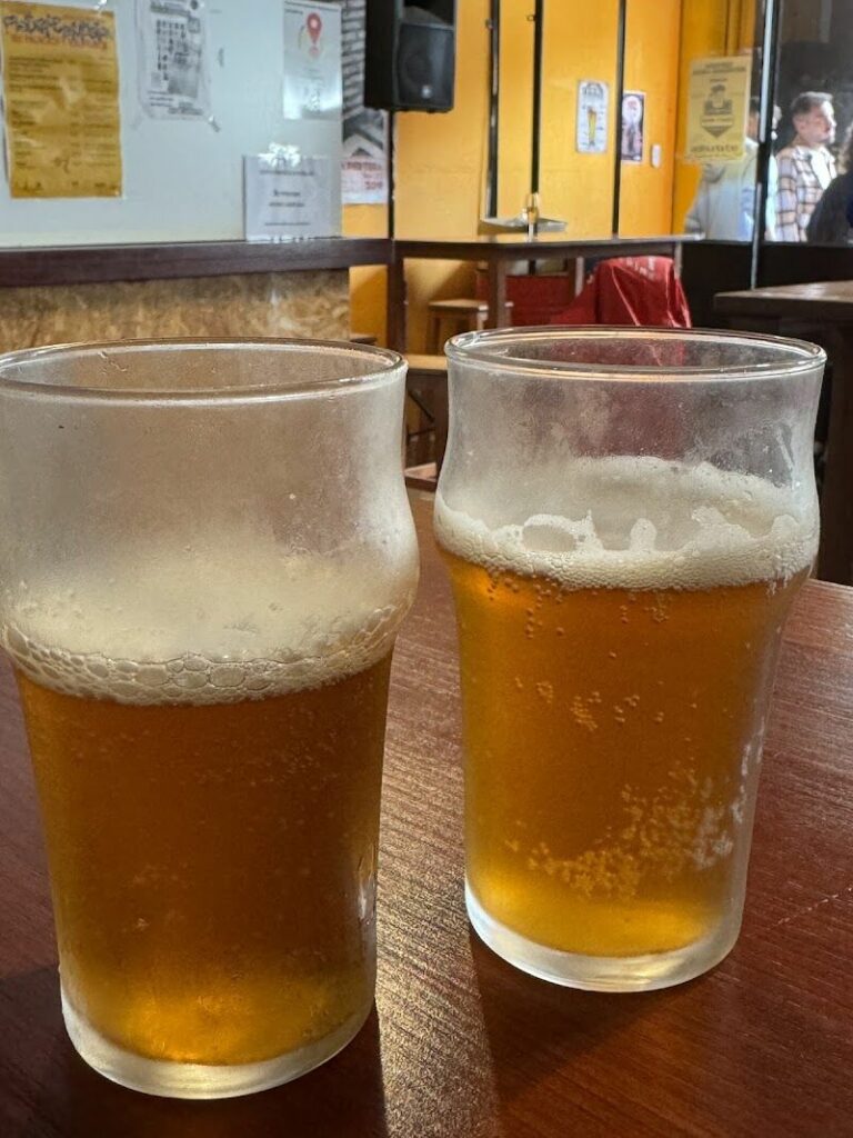 Imagen de 8 Huellas Cerveza Artesana