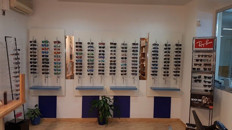 Imagen de Opticas Emi Villaverde