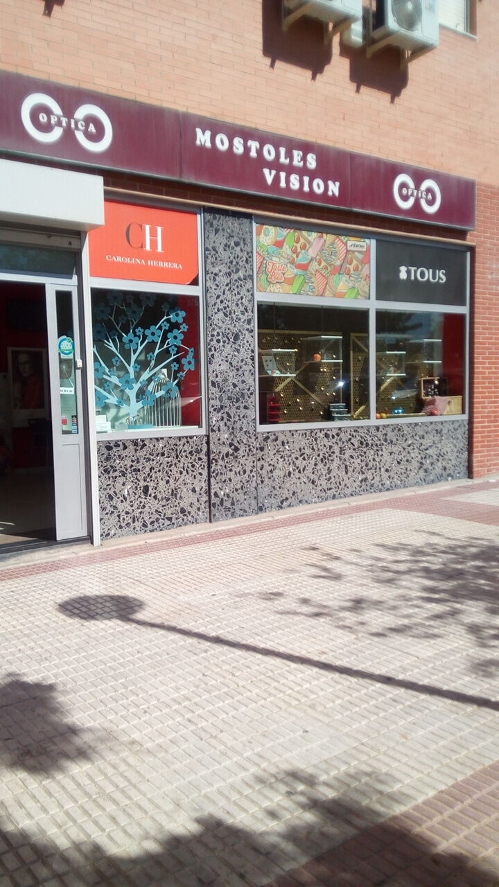 Imagen de negocio en Óptica en Provincia de Madrid