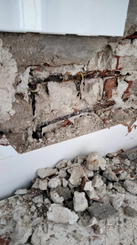 Imagen de Instalaciones Louvon: Servicios de Electricistas y Reformas de Viviendas