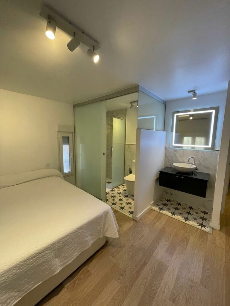 Imagen de Instalaciones Louvon: Servicios de Electricistas y Reformas de Viviendas